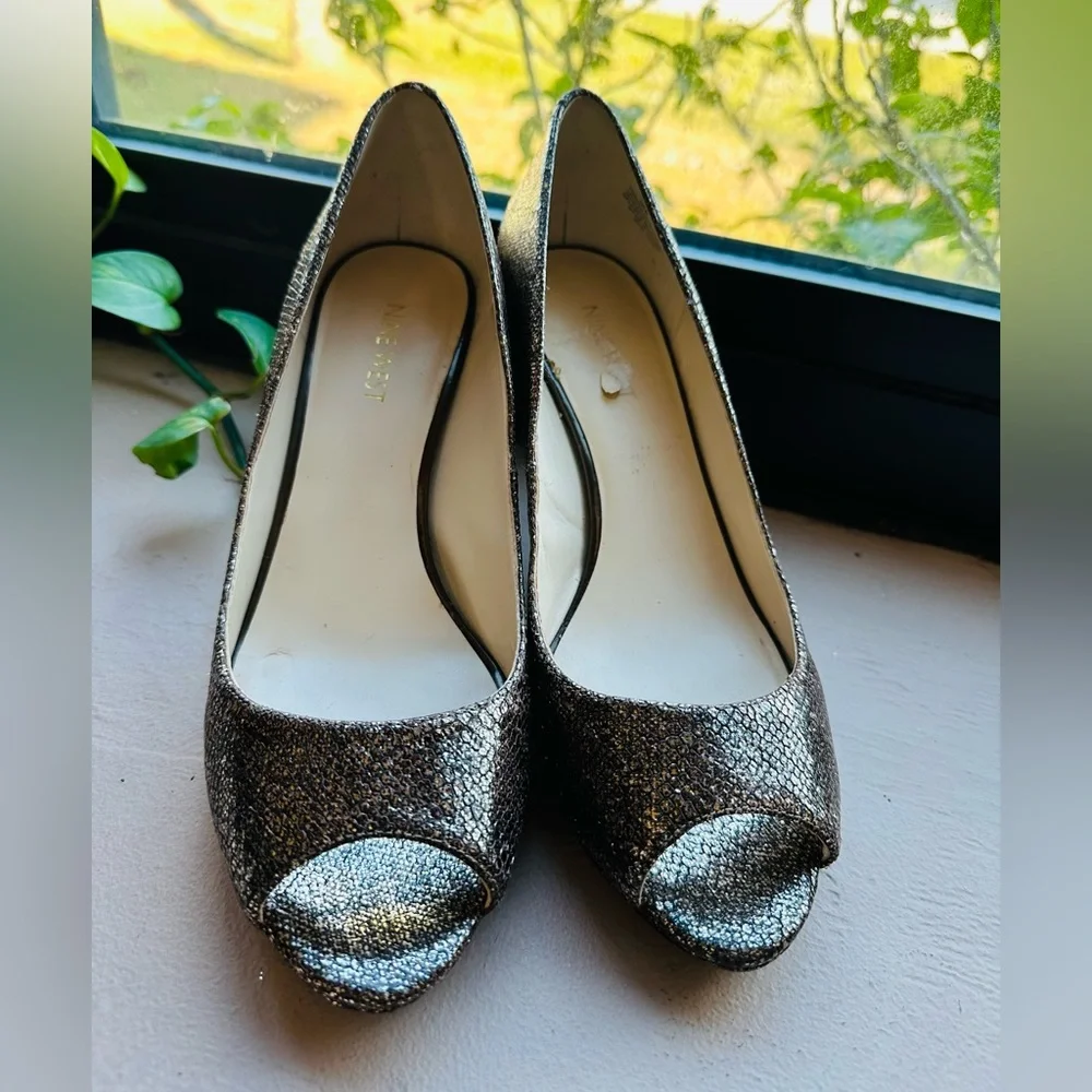Nine West silver glitter peep-toe pump cocktail party evening wear heels Size 8M